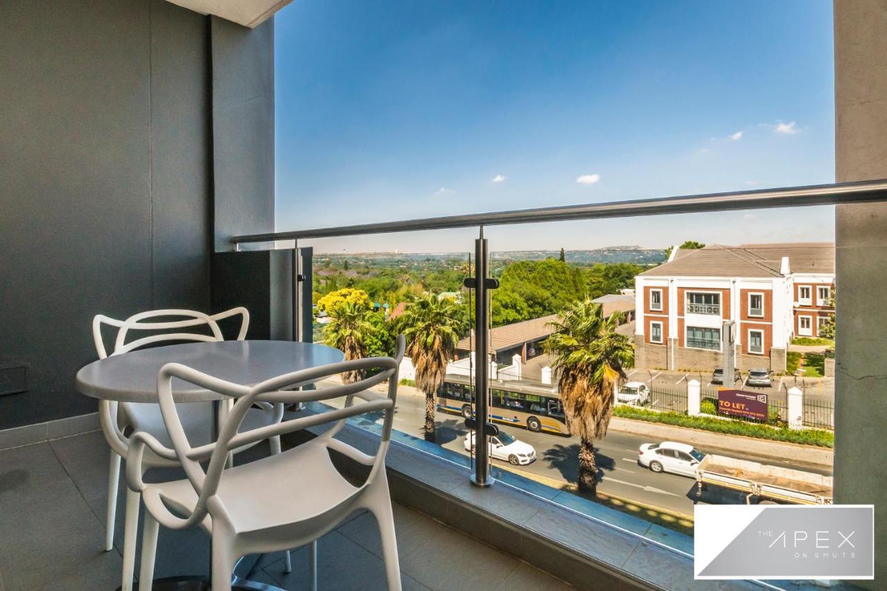 The Apex On Smuts Apartment Johannesburg Exterior photo
